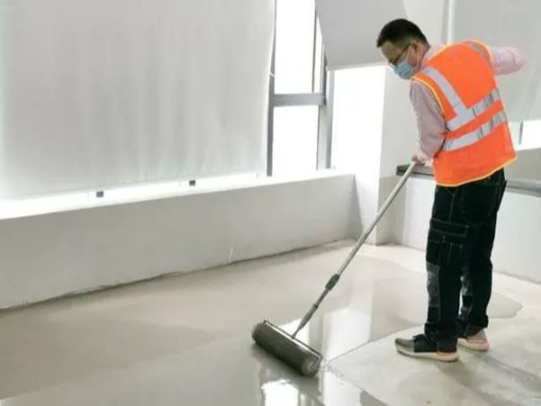 石膏基自流平砂漿施工原則與技巧詳解！