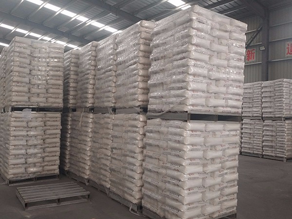 輕質(zhì)抹灰石膏用什么方法能夠防止開(kāi)裂？